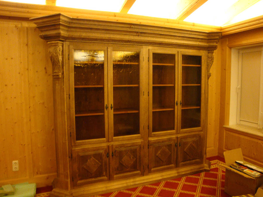 moebeltischlerei-walch-kloesterle-vorarlberg-Buecherschrank-4