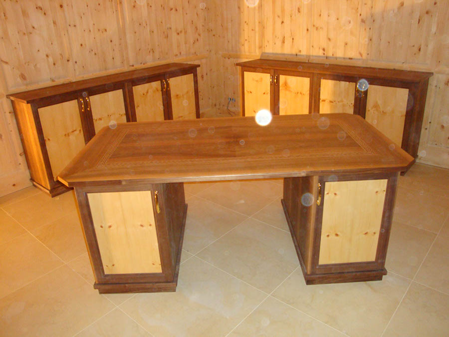 moebeltischlerei-walch-kloesterle-vorarlberg-Buero-zirbe-1