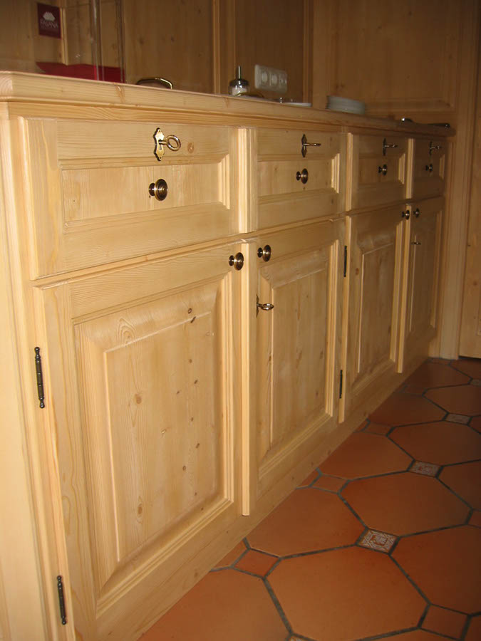 moebeltischlerei-walch-kloesterle-vorarlberg-Bauernstube-3